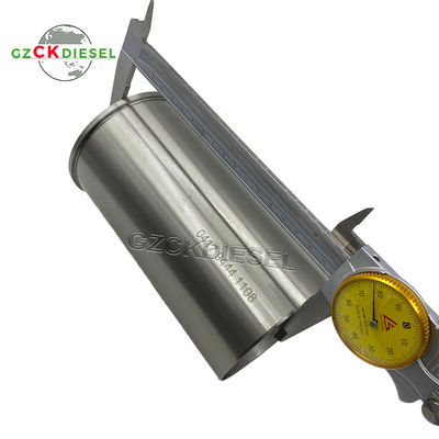ডিইউটিজ FL1011 FM1011 F2L1011F 2L1011 ইঞ্জিনের জন্য OEM সিলিন্ডার লিনার 04179444 0417 9444